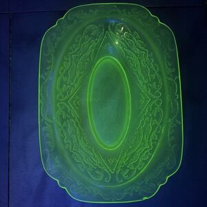 Vtg Federal Glass Company Madrid Pattern Glass Oval Bowl Uranium Glow Up